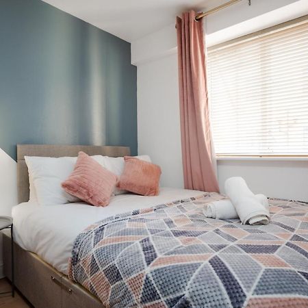Cefas Apartments Manchester - Free Parking - City Centre ภายนอก รูปภาพ