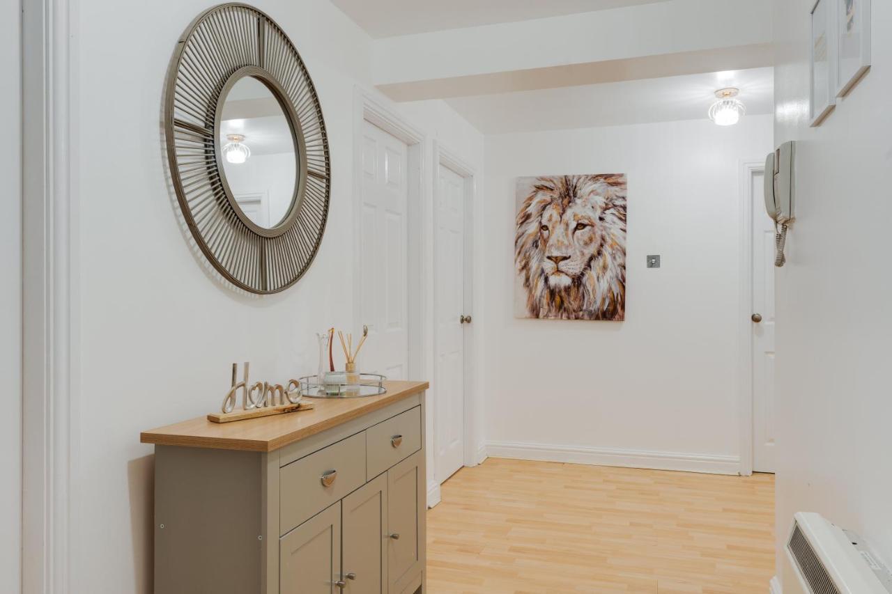 Cefas Apartments Manchester - Free Parking - City Centre ภายนอก รูปภาพ